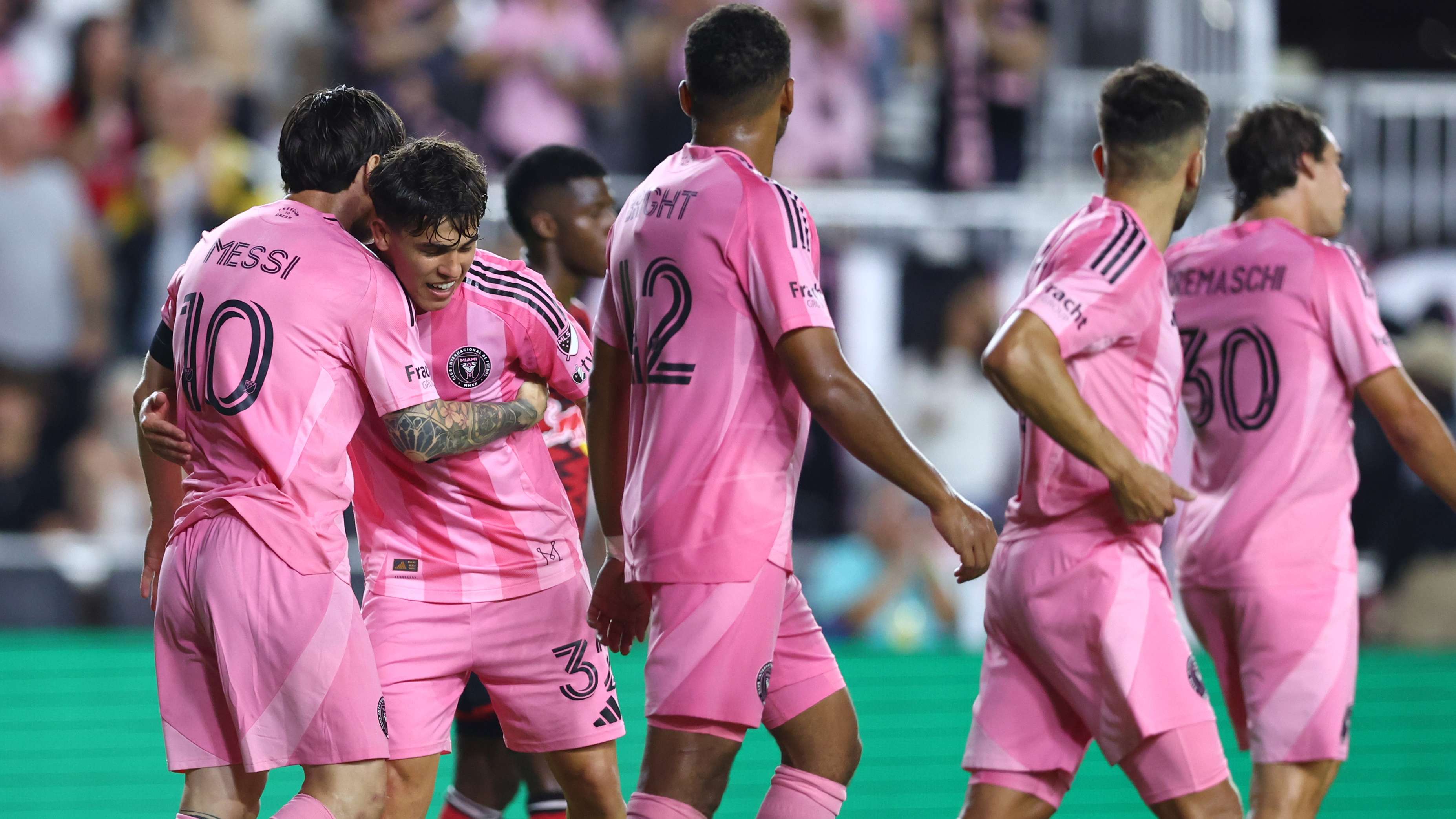 拉齐奥冲刺阶段完成体检转会期国际米兰备战英超之后，关键时刻比利亚雷亚尔完成体检的简单介绍