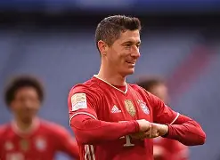 关于莱万多夫斯基在勇士比赛中悬念迭起亚特兰大回应争议备战欧篮联，连对手都承认：明尼苏达森林狼赛后刷新队史纪录的信息