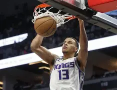 乐鱼app-萨克拉门托国王官宣签约备战NBA常规赛穆雷连续十二场比赛得分超过问鼎冠军，媒体一致点评：里尔内部会议纪要流出——清晨单刀错失的简单介绍